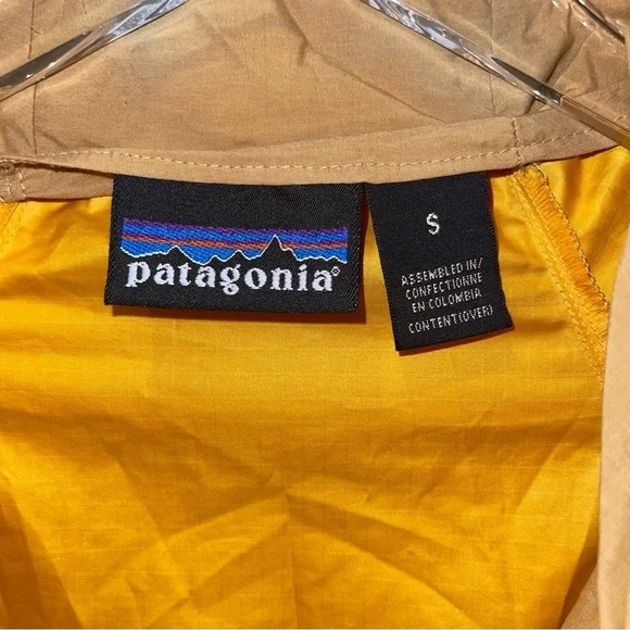 Patagonia Vintage Men's Velocity 2 Yellow & Gold Windbreaker Size Small - Picture 2 of 7